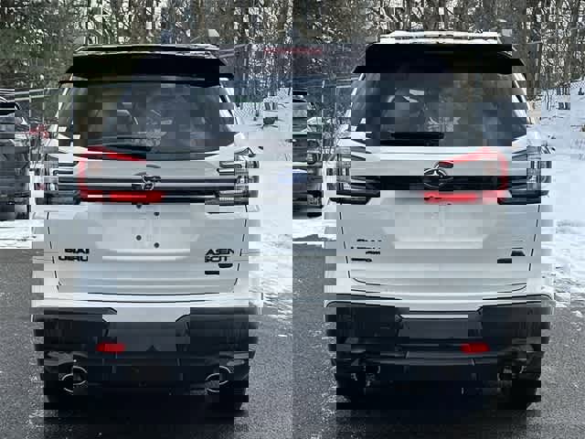 Certified 2025 Subaru Ascent Bronze Edition image 4