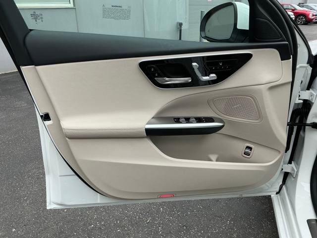 New 2025 Mercedes-Benz C 300 4MATIC Sedan image 12