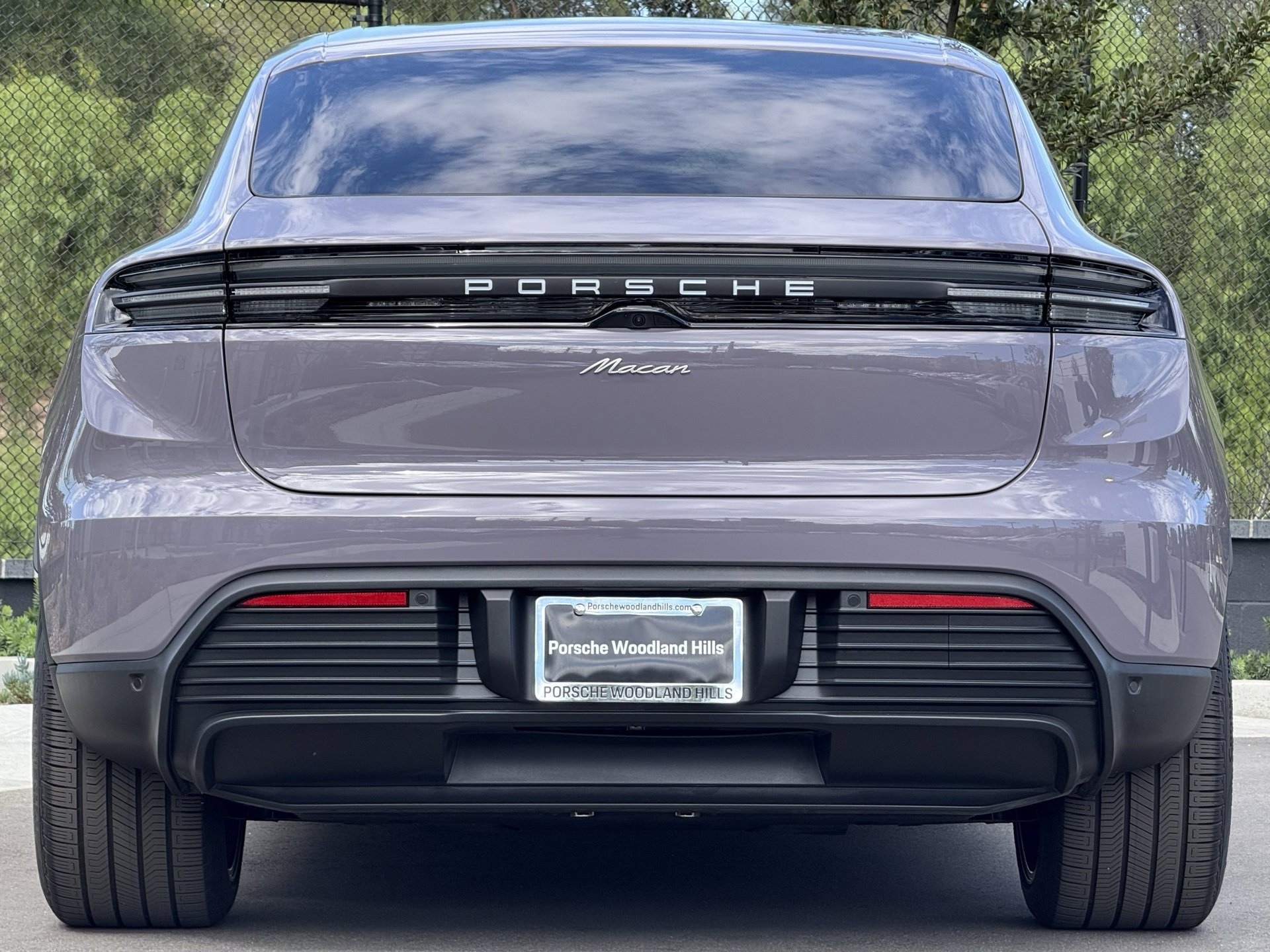 Used 2025 Porsche Macan Electric image 6