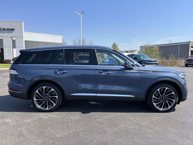 Used 2021 Lincoln Aviator Reserve w/ Equipment Group 201A AWD/4WD image 11