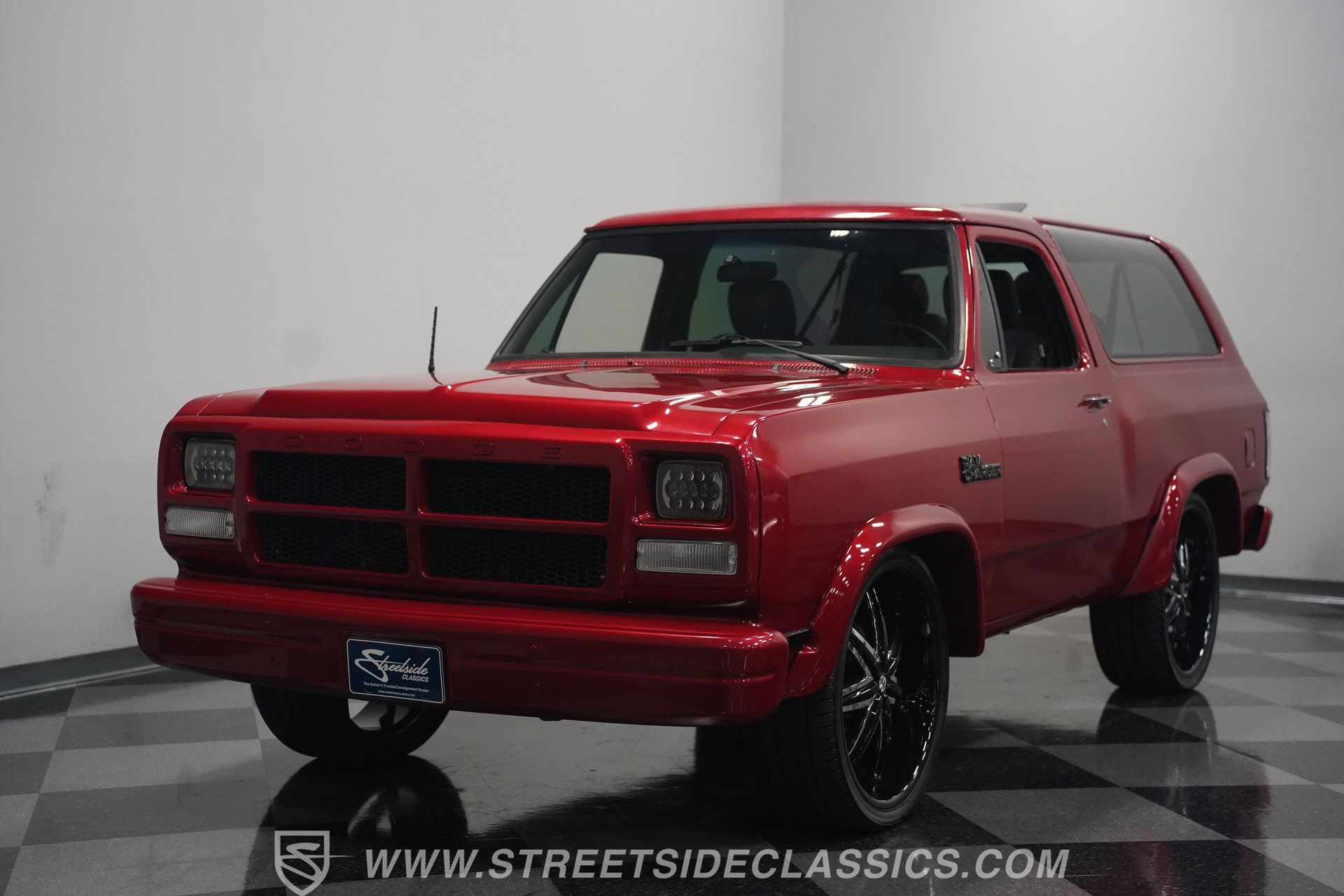 Used 1992 Dodge Ramcharger 2WD image 6