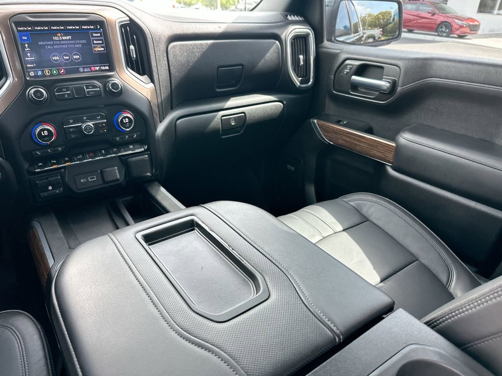 Used 2020 Chevrolet Silverado 1500 High Country w/ Technology Package AWD/4WD image 22