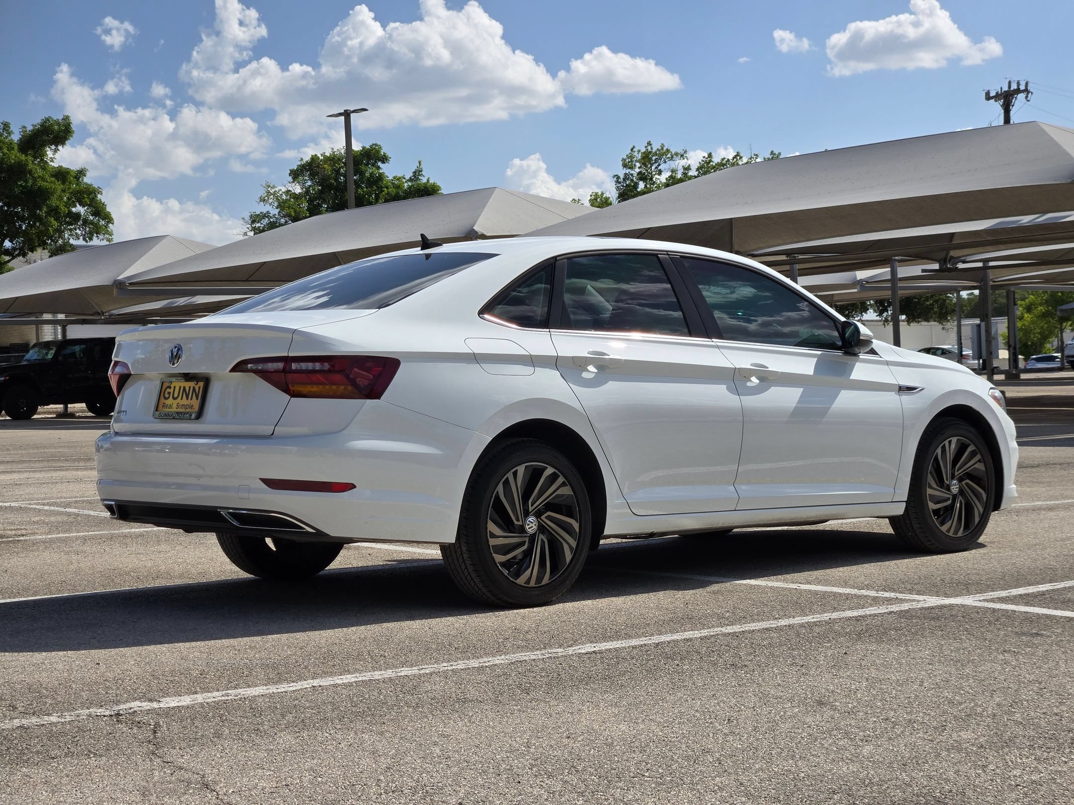 Used 2019 Volkswagen Jetta SEL Premium FWD image 5