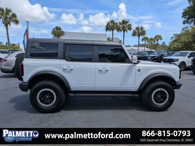 Used 2022 Ford Bronco Outer Banks w/ Sasquatch Package AWD/4WD image 2