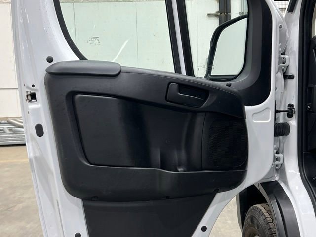 Used 2023 RAM ProMaster 2500 w/ Black Appearance Package image 18