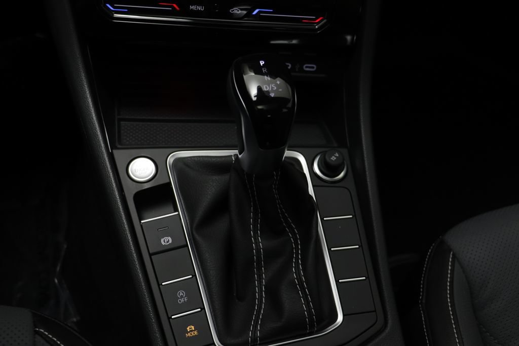New 2026 Volkswagen Jetta SEL FWD image 13