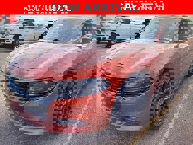 Used 2020 Dodge Charger SXT w/ Plus Group image 5