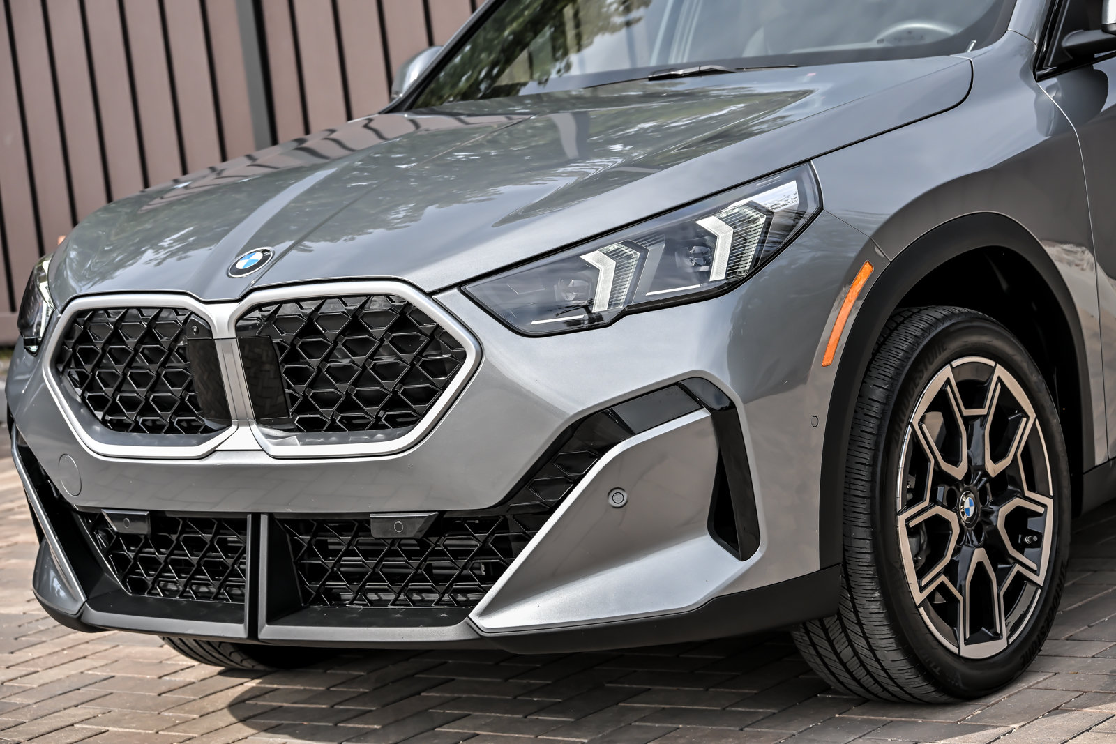 Used 2026 BMW X2 xDrive28i AWD/4WD image 6
