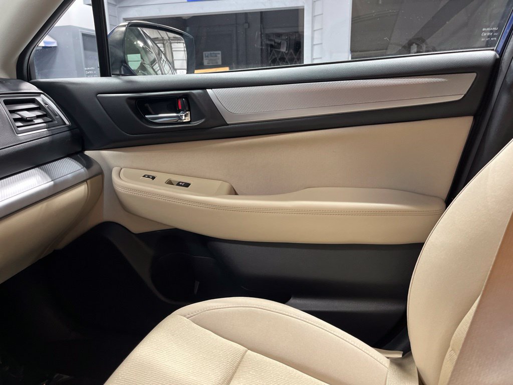 Used 2017 Subaru Legacy 2.5i Premium AWD/4WD image 18