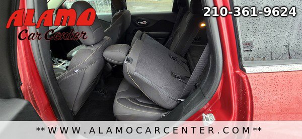 Used 2017 Jeep Cherokee Latitude FWD image 29