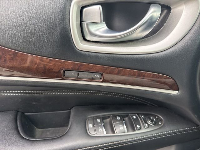 Used 2020 INFINITI QX60 Luxe w/ Sensory Package AWD/4WD image 16