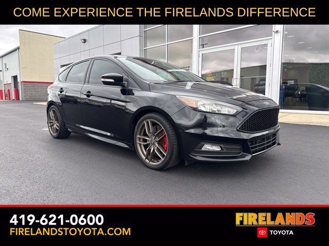 Used 2016 Ford Focus ST FWD image 1