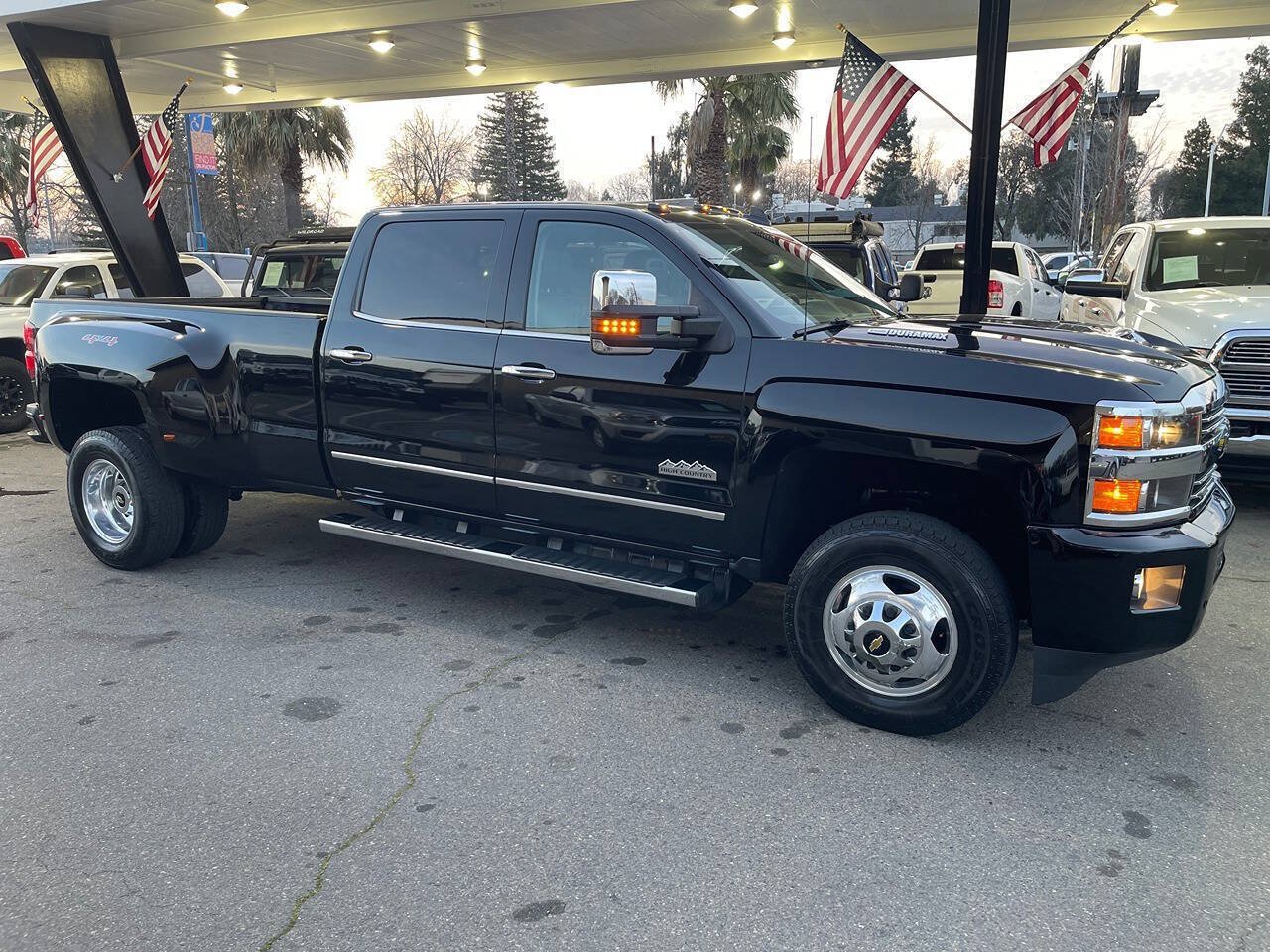 Used 2017 Chevrolet Silverado 3500 High Country w/ Duramax Plus Package AWD/4WD image 83