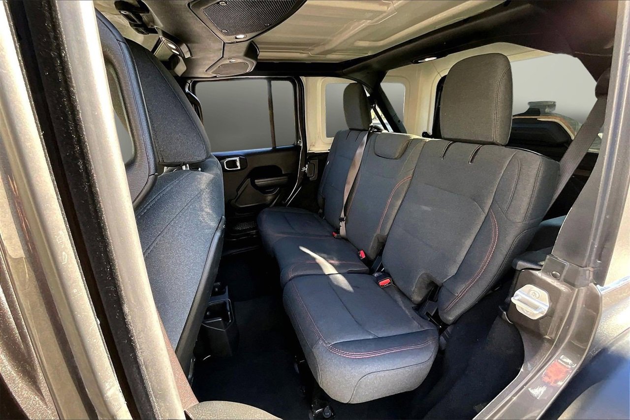 Certified 2024 Jeep Wrangler Unlimited Rubicon image 21