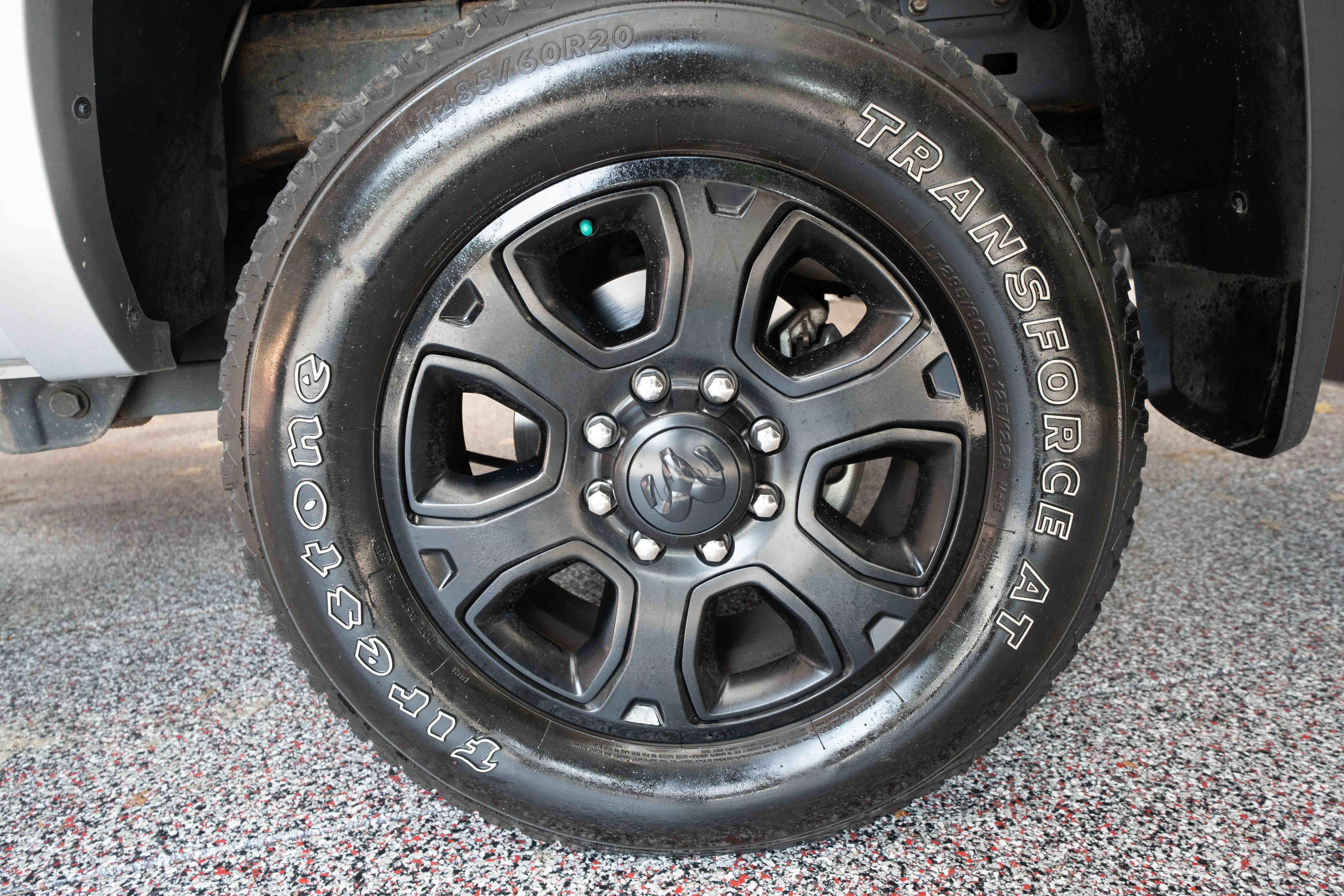 Used 2018 RAM 2500 Laramie w/ Sport Appearance Group AWD/4WD image 28