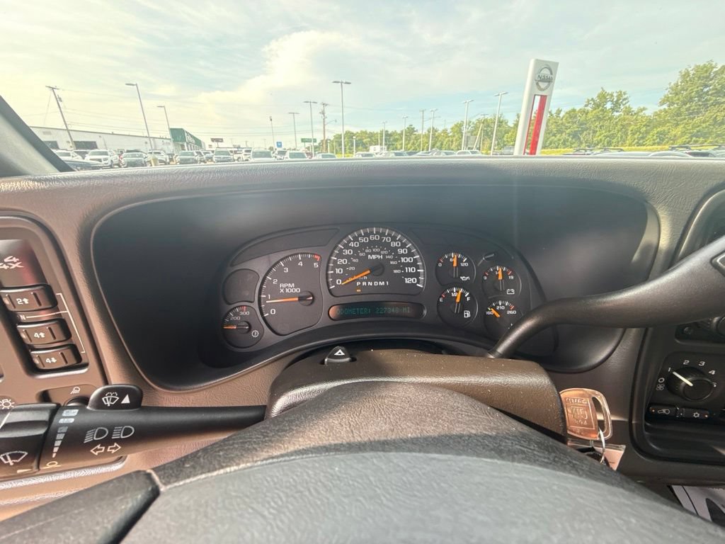 Used 2007 Chevrolet Silverado 2500 LT w/ Heavy-Duty Power Package AWD/4WD image 13
