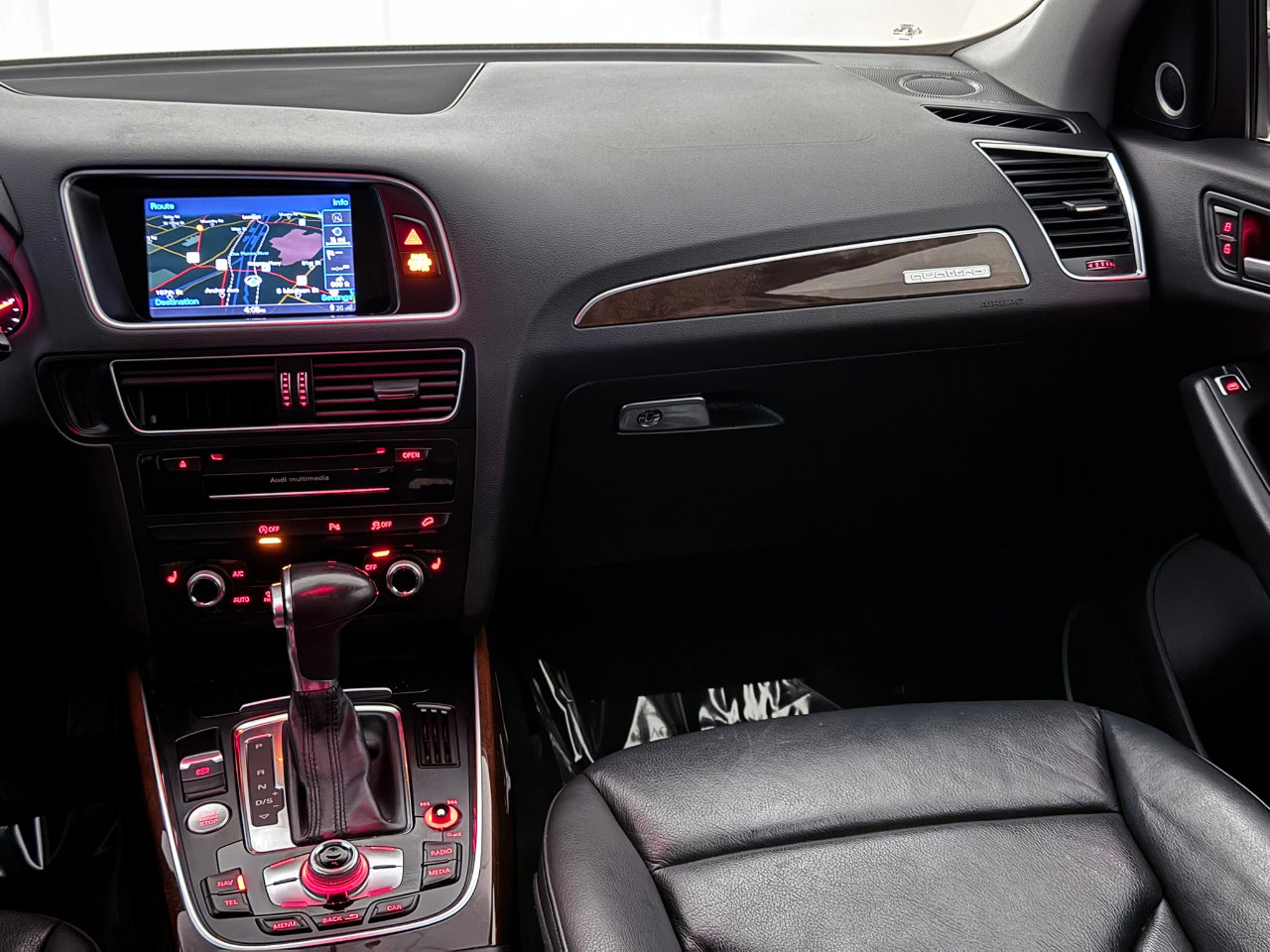 Used 2015 Audi Q5 3.0T Premium Plus w/ Technology Package image 29