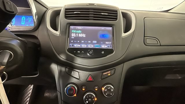 Used 2015 Chevrolet Trax LS FWD image 22