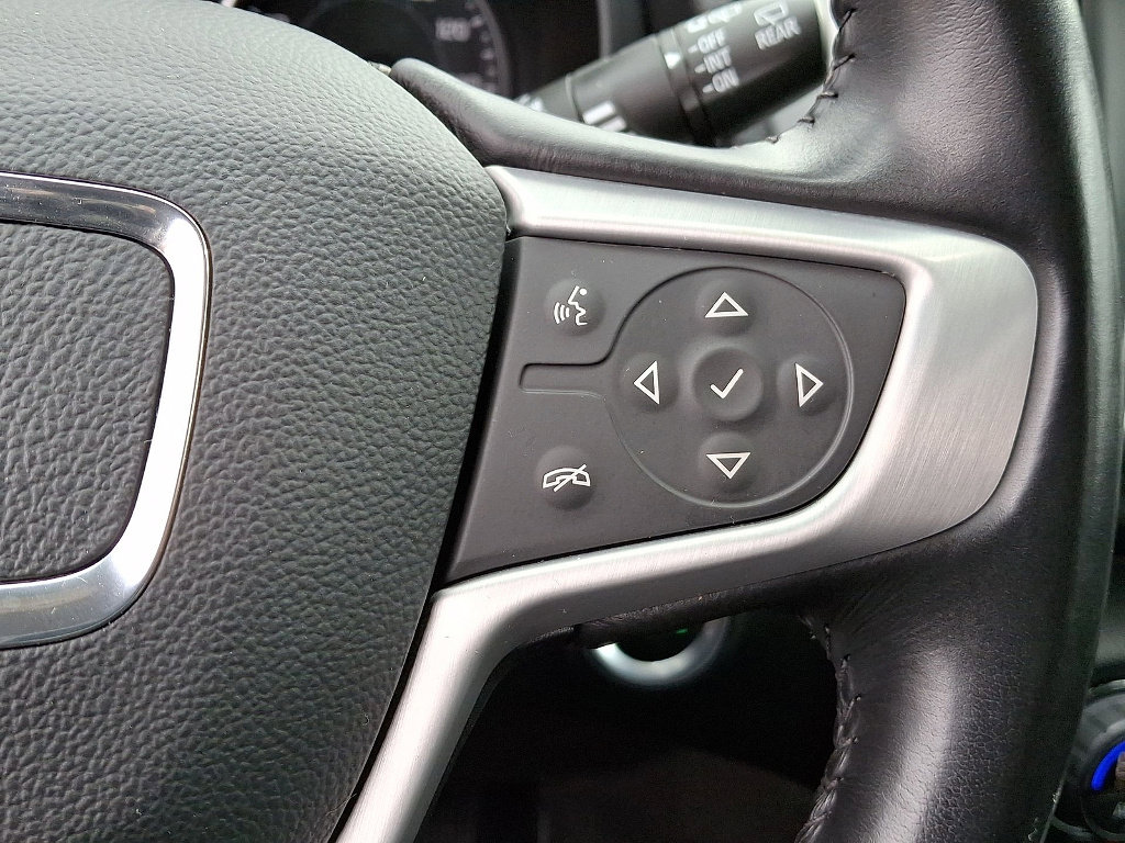 Certified 2021 GMC Terrain SLE w/ Driver Convenience Package image 18