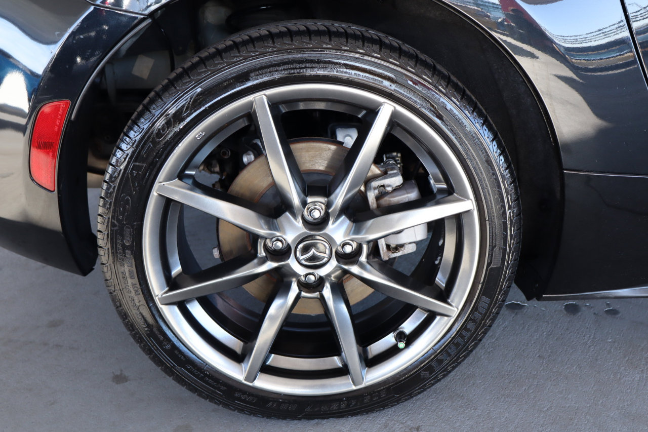 Used 2017 MAZDA MX-5 Miata RF Grand Touring image 43