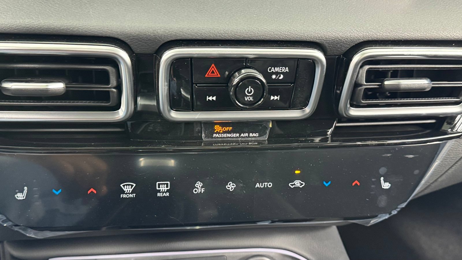 New 2026 Nissan Sentra SR w/ SR Premium Package FWD image 24