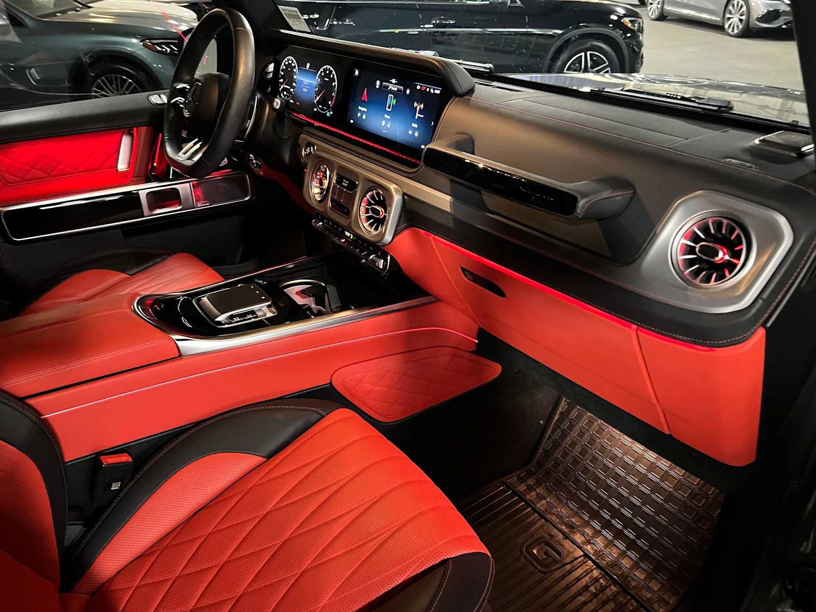 Used 2025 Mercedes-Benz G 63 AMG 4MATIC image 12