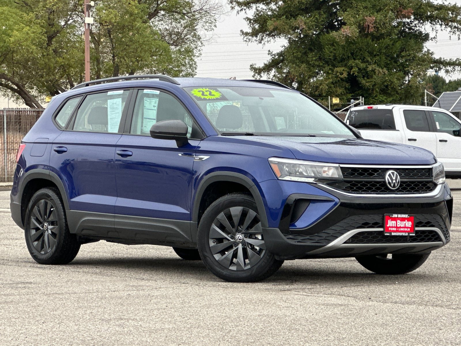 Used 2022 Volkswagen Taos S image 2