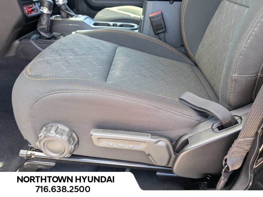 Used 2026 Jeep Gladiator Mojave AWD/4WD image 30