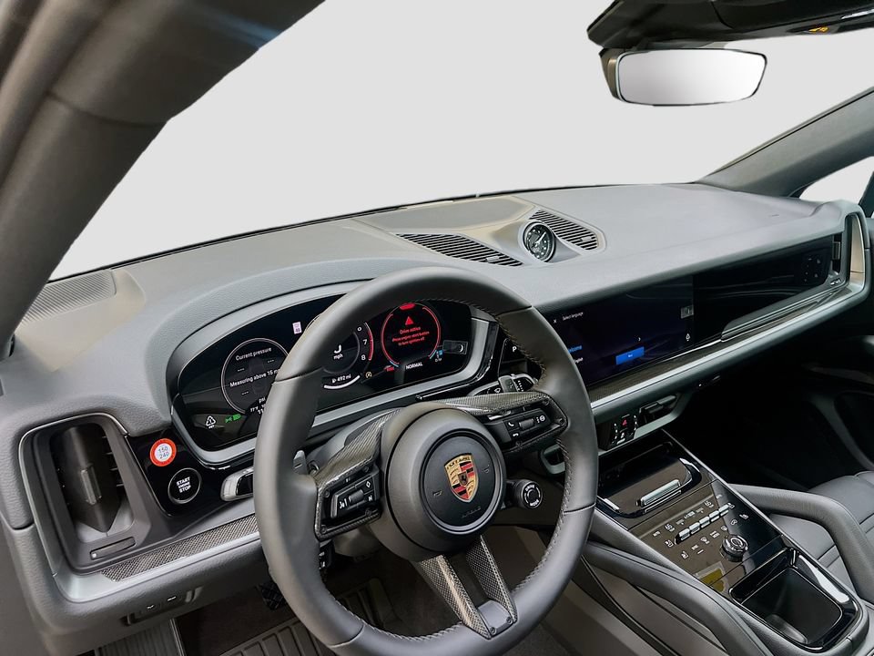 New 2026 Porsche Cayenne Coupe AWD/4WD image 4