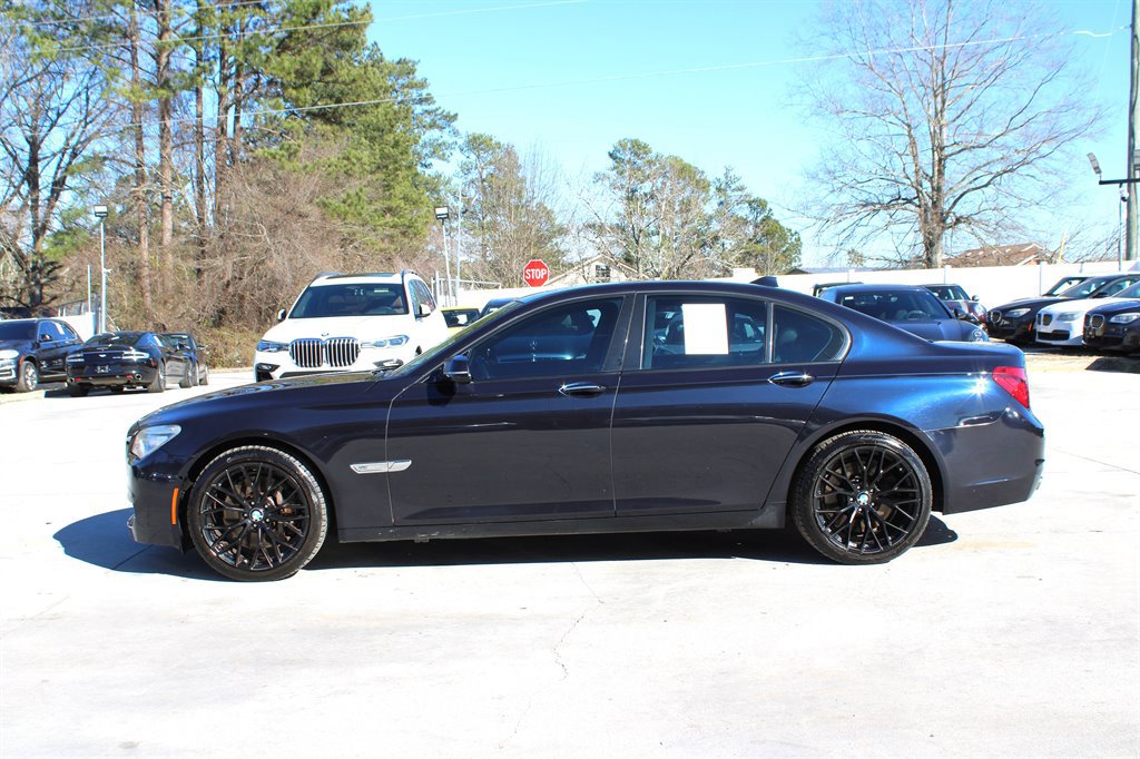 Used 2015 BMW 750i RWD image 4