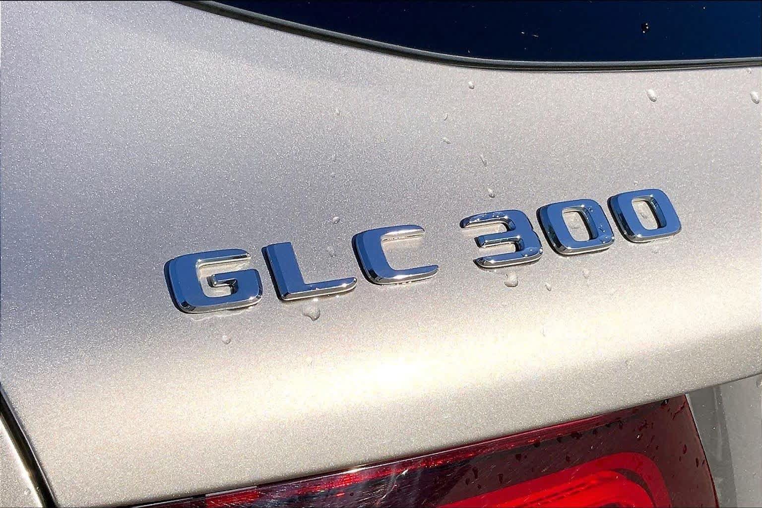 Used 2021 Mercedes-Benz GLC 300 4MATIC image 10