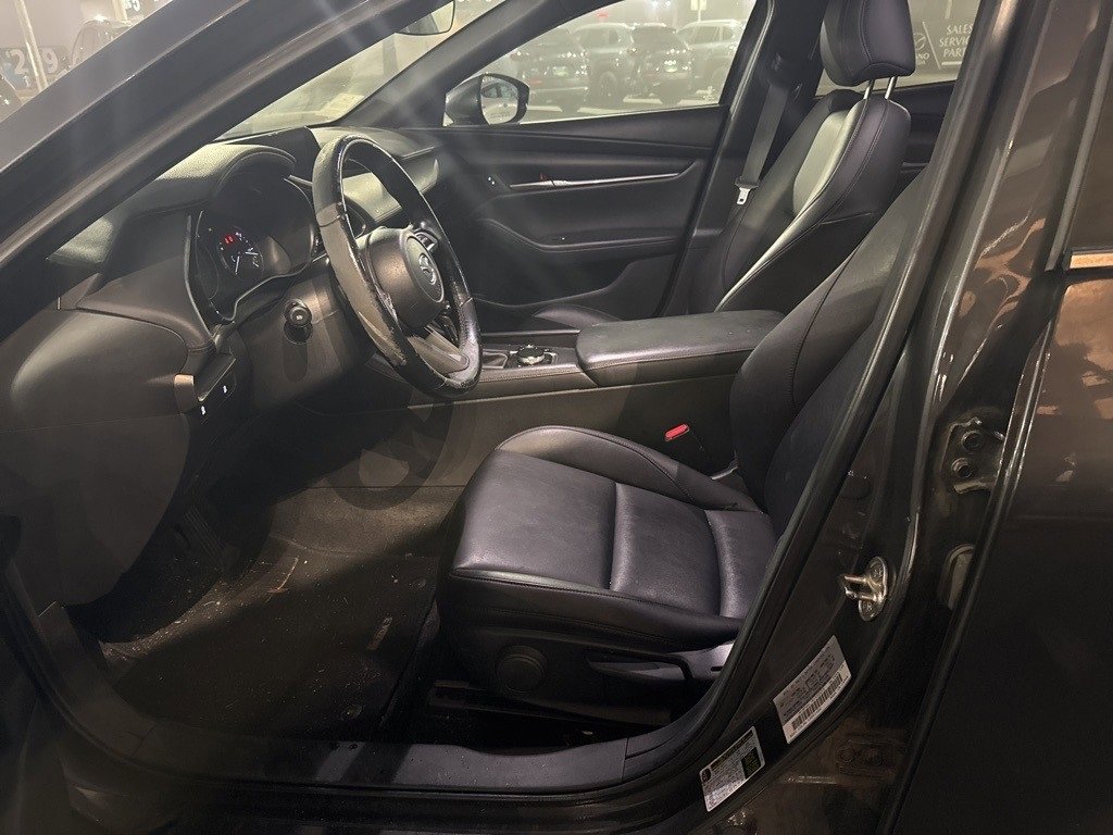 Used 2022 MAZDA MAZDA3 s image 10