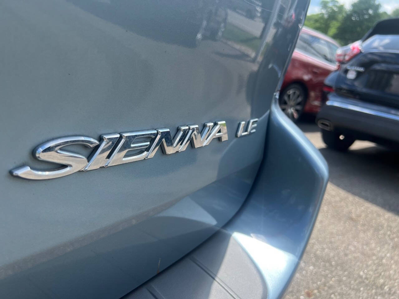 Used 2007 Toyota Sienna CE FWD image 22