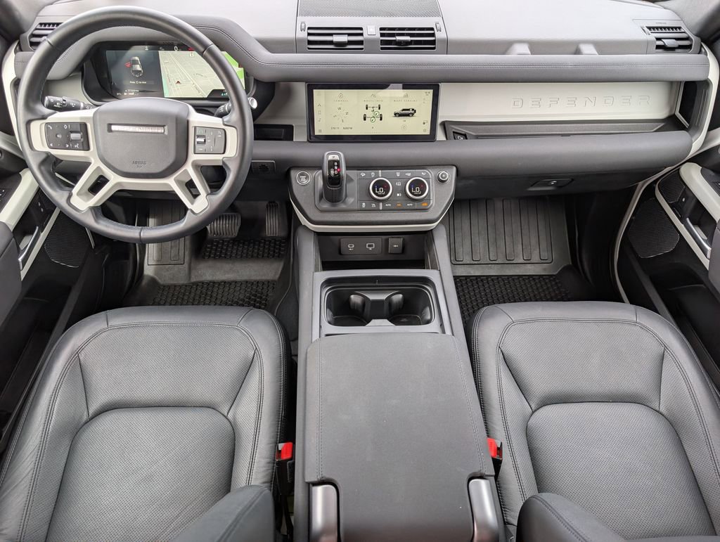 Used 2023 Land Rover Defender 110 S AWD/4WD image 21