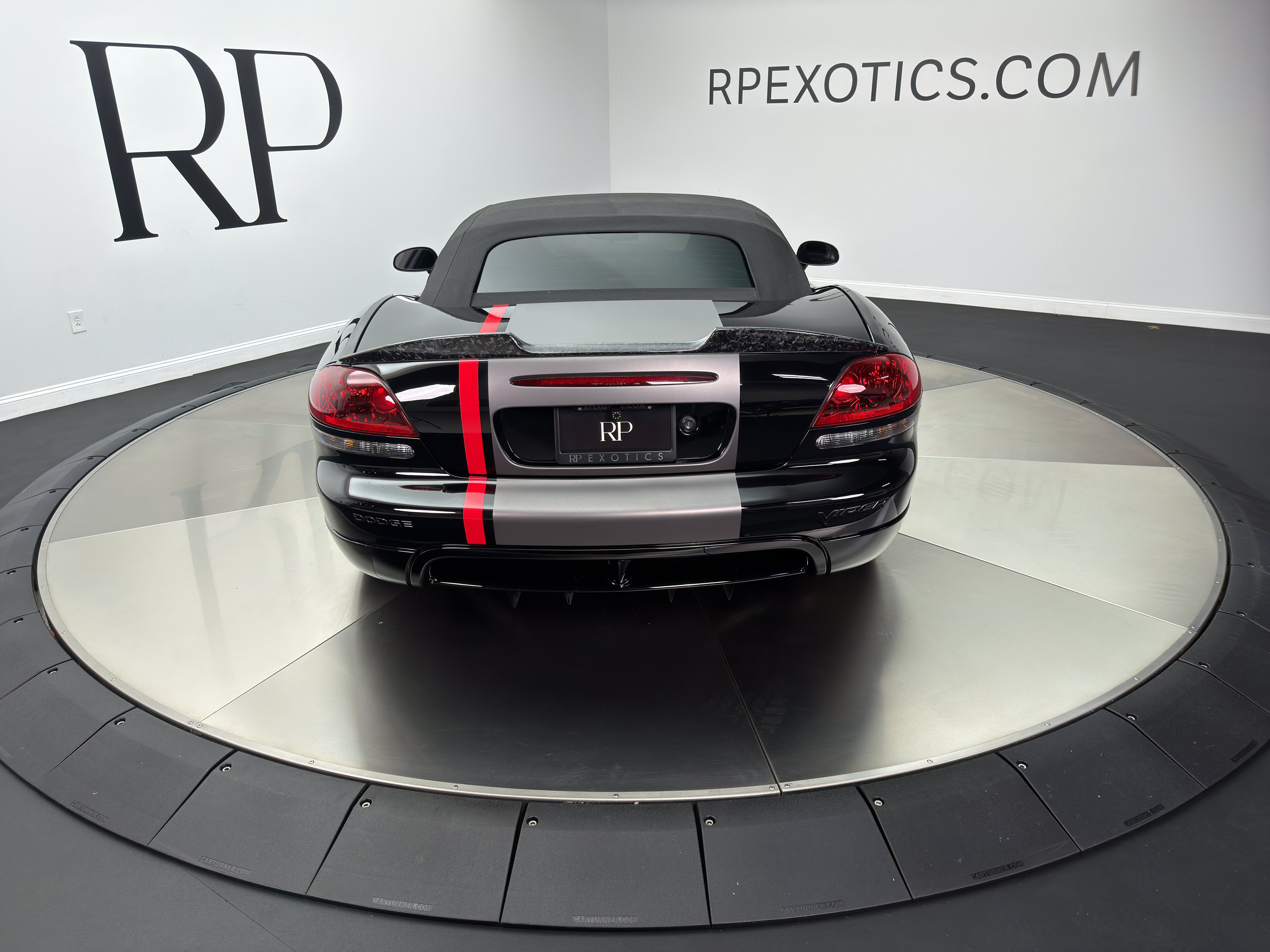 Used 2008 Dodge Viper SRT-10 w/ Protection Group RWD image 14