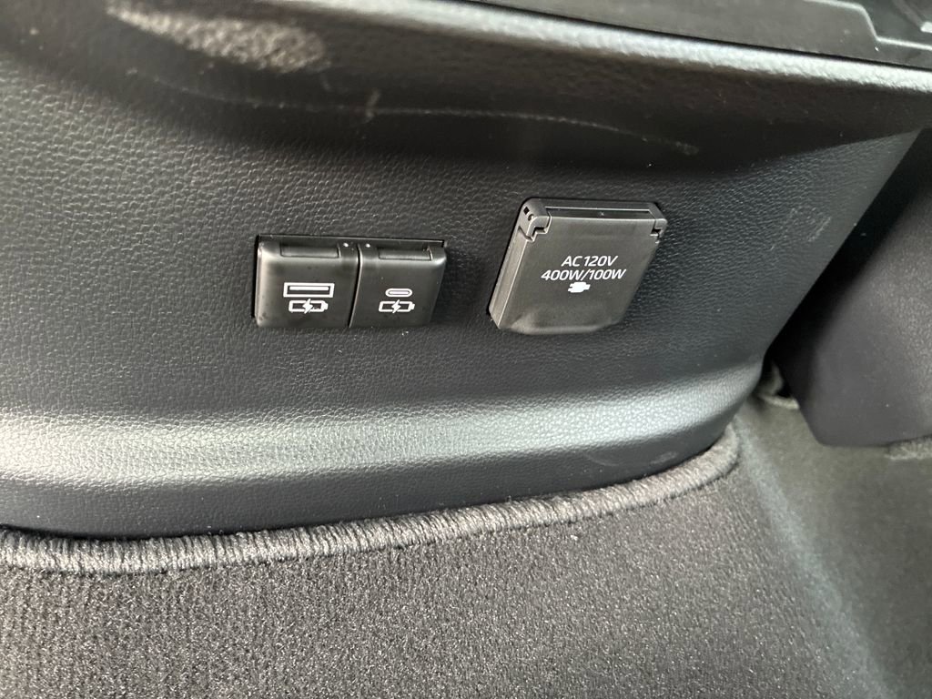 New 2026 Toyota Tundra Limited AWD/4WD image 47