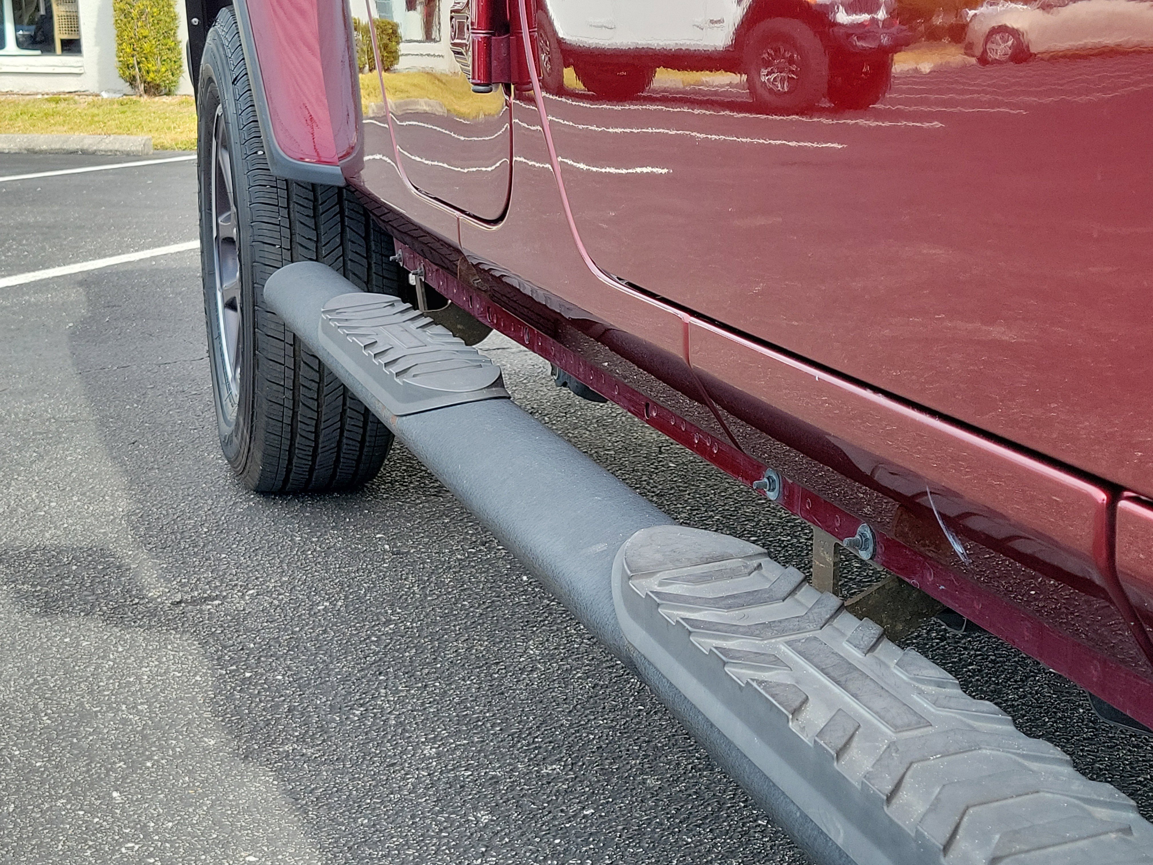 Used 2021 Jeep Gladiator Sport image 10