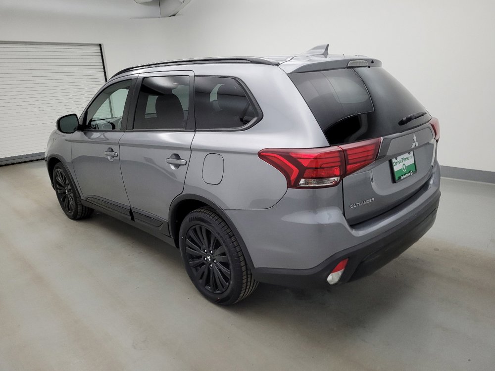 Used 2020 Mitsubishi Outlander SE AWD/4WD image 3