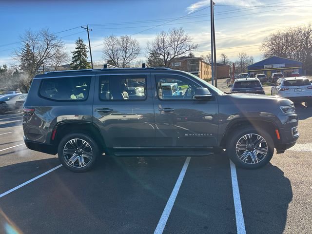 Used 2022 Jeep Wagoneer Series III w/ Flexible Seating Group image 32