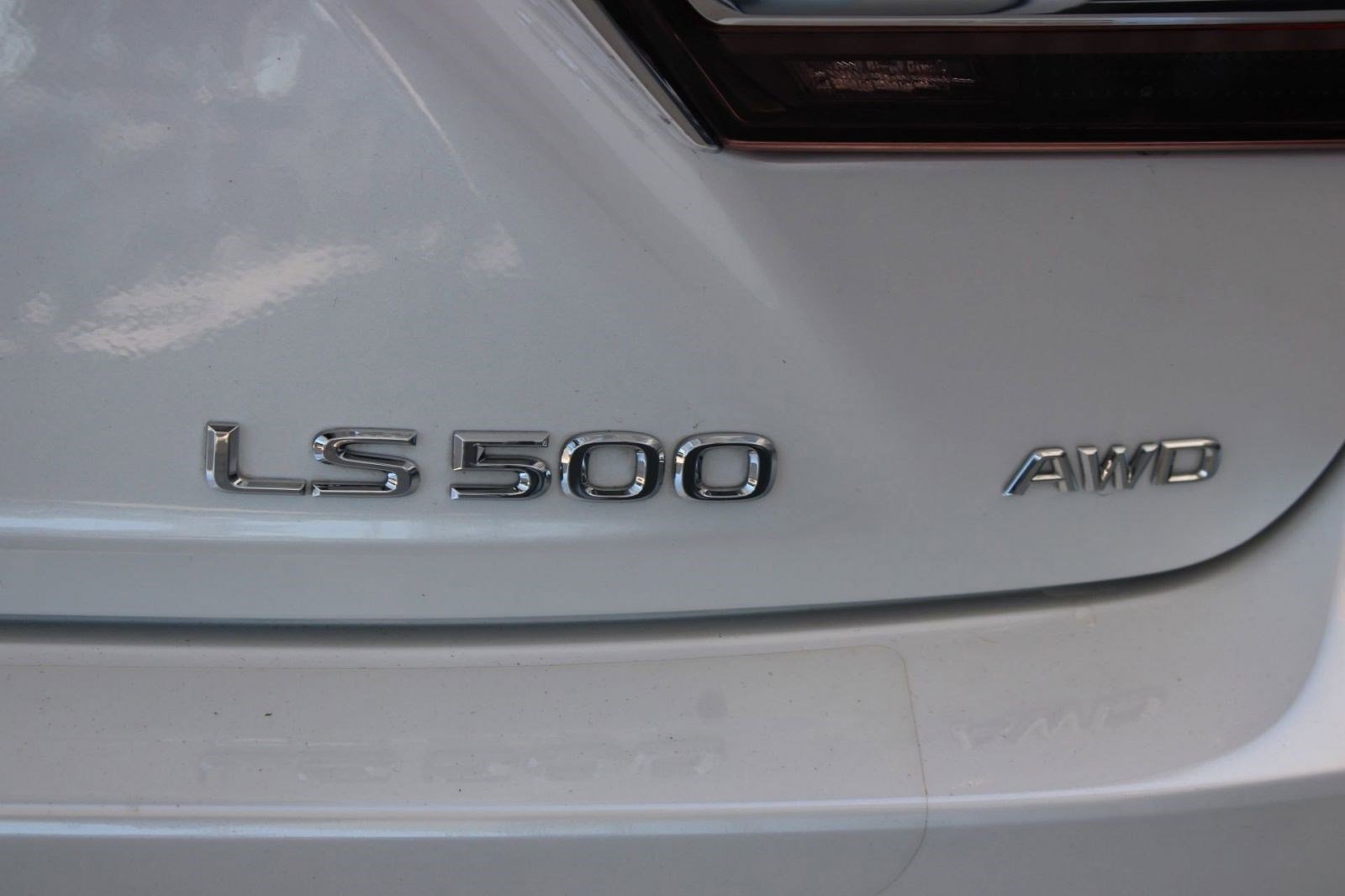 Used 2018 Lexus LS 500 AWD w/ Luxury Package image 22