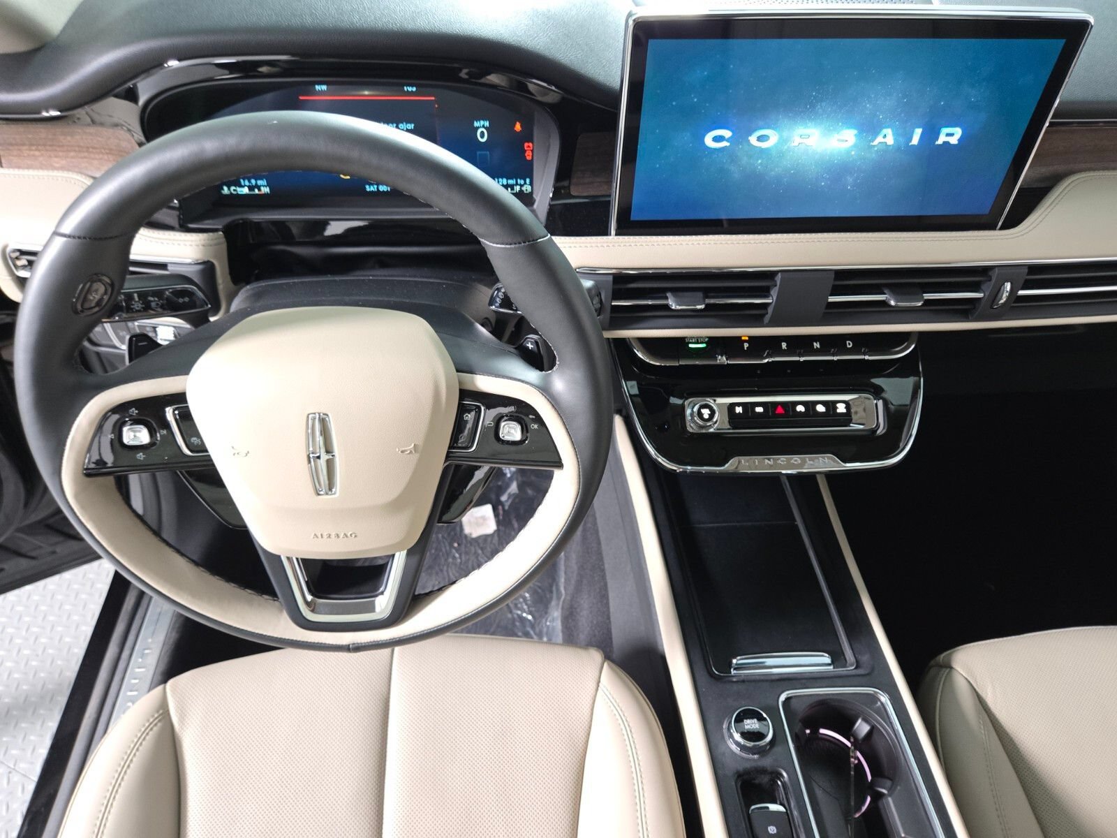 New 2026 Lincoln Corsair Reserve FWD image 15