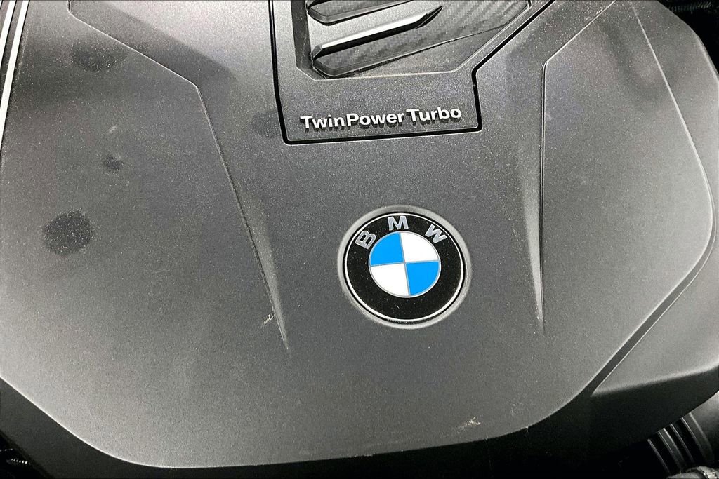 Used 2020 BMW X6 xDrive40i w/ Executive Package AWD/4WD image 32