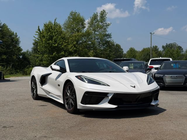 Used 2023 Chevrolet Corvette Stingray w/ 3LT RWD image 3