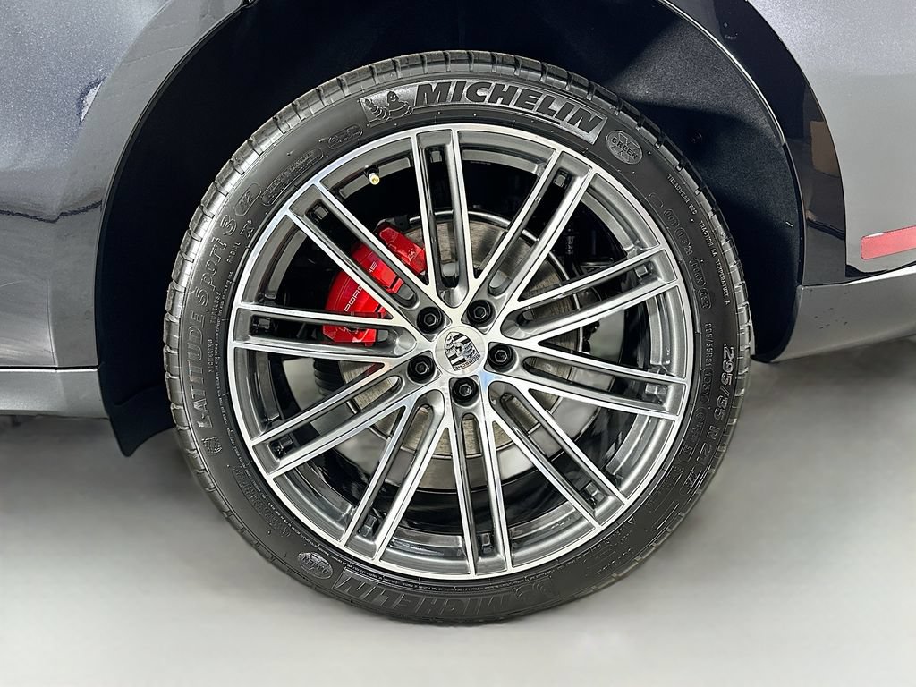 New 2026 Porsche Macan S AWD/4WD image 33