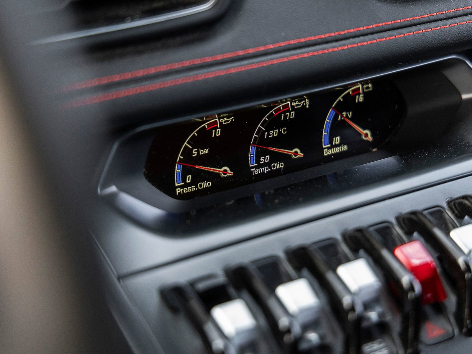 Used 2019 Lamborghini Huracan LP 580-2 image 38