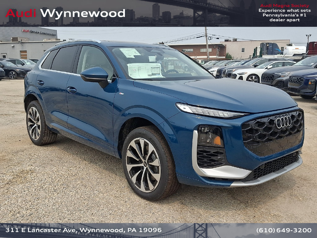 New 2026 Audi Q3 quattro 2.0T AWD/4WD image 1