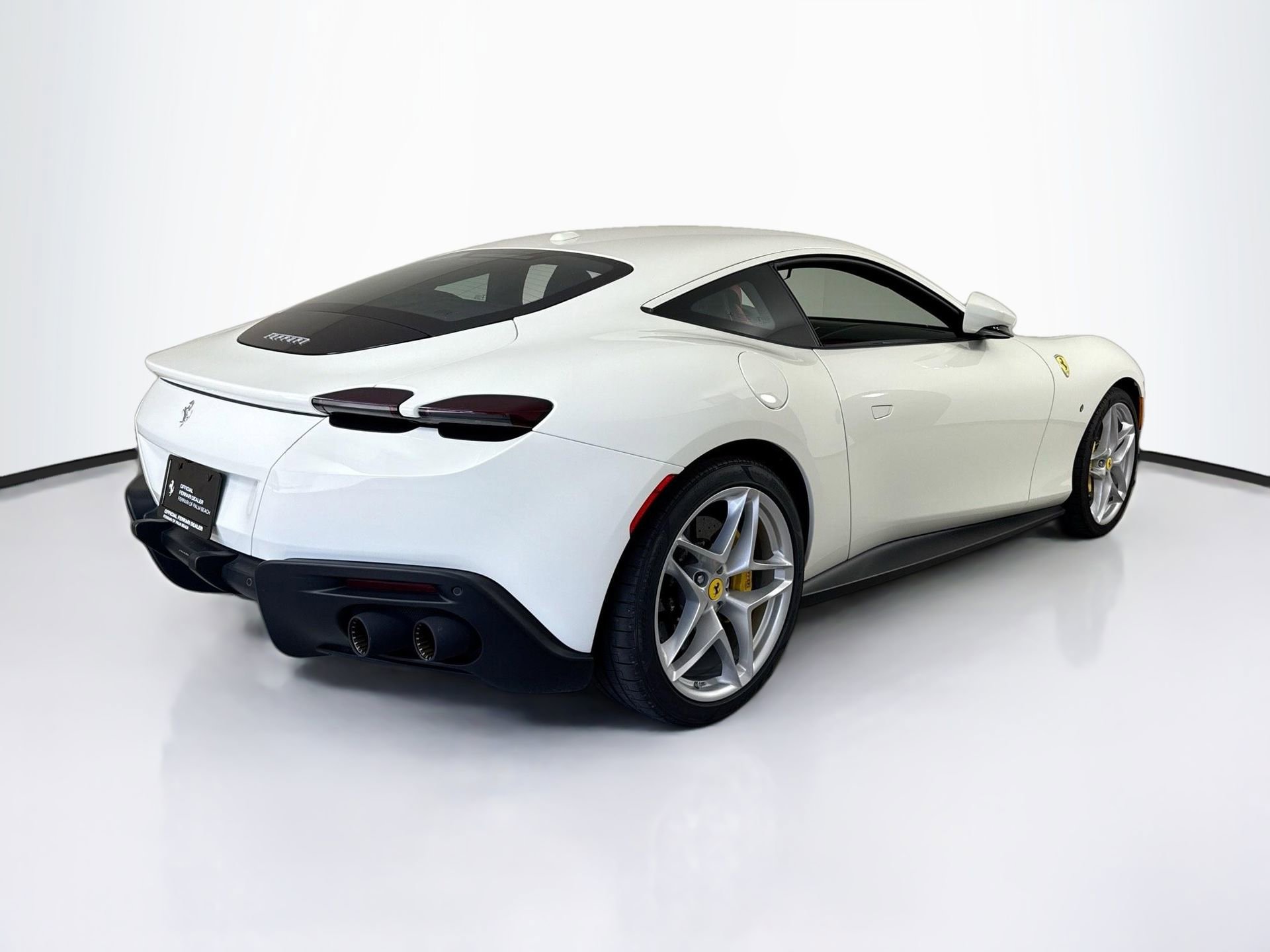 Certified 2023 Ferrari Roma image 7
