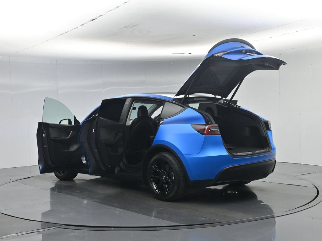 Used 2022 Tesla Model Y Long Range AWD/4WD image 33
