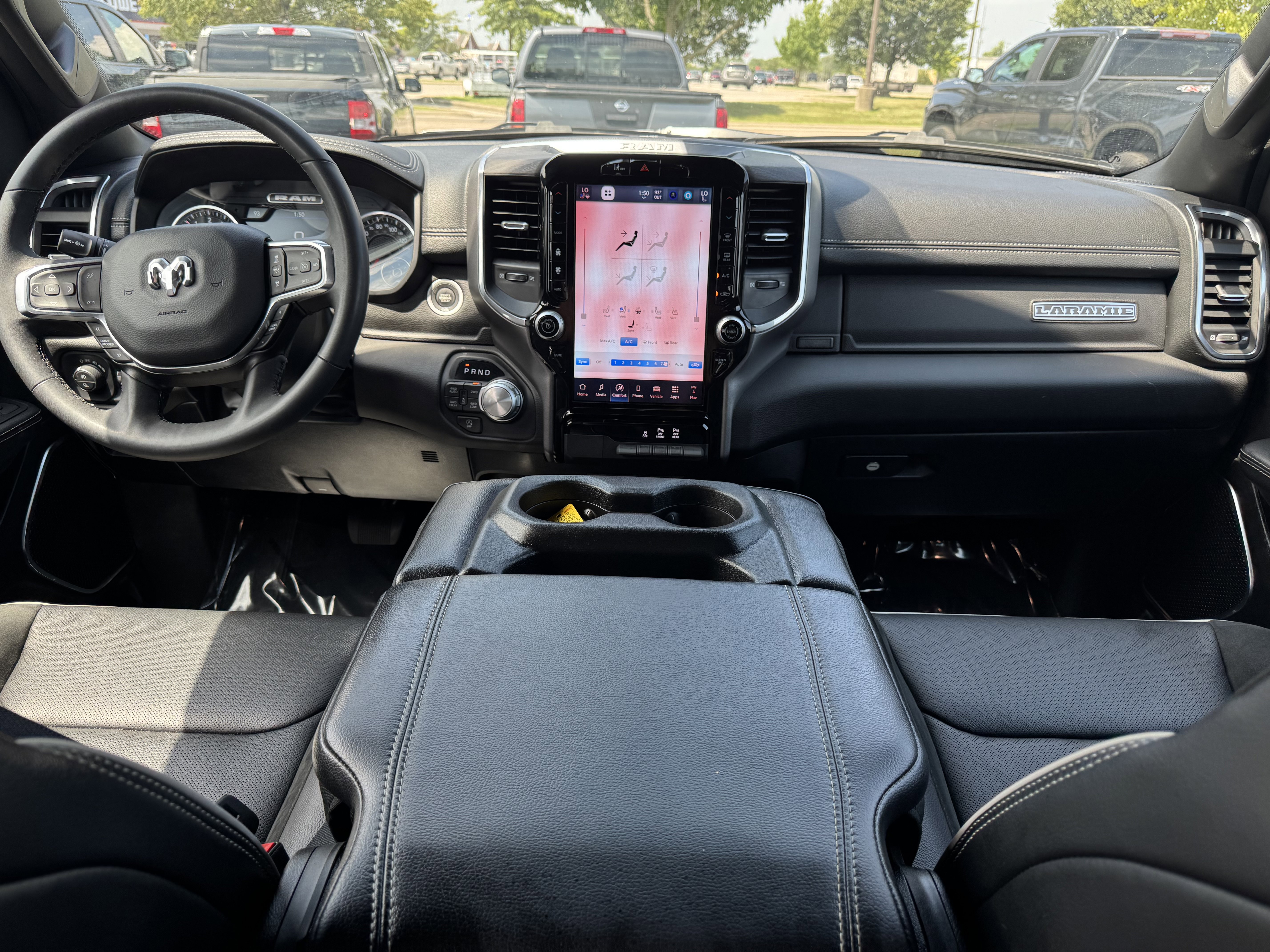 Used 2025 RAM 1500 Laramie image 16