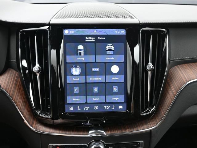 Used 2023 Volvo XC60 B5 Ultimate image 16